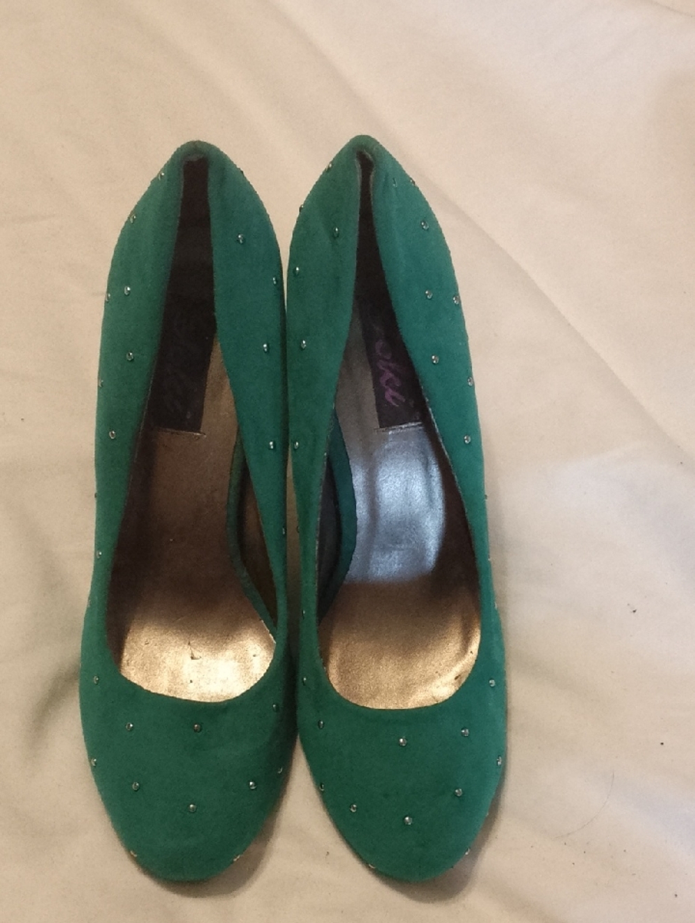 Yoki Emerald Green Suede Crystal Stud Pumps